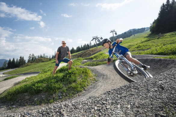 23_snowspacesalzburg_sommer_woombikearea_coaching_001