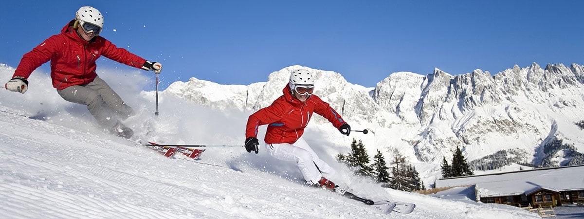 Skifahrer auf Piste